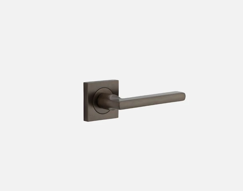 IVER DOOR LEVER BALTIMORE SQUARE ROSE BACKPLATE Door Handles & Levers 2 IVER DOOR LEVER BALTIMORE SQUARE ROSE BACKPLATE Door Handles & Levers