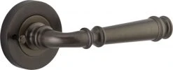 Door Handles & Levers IVER DOOR LEVER VERONA ROUND ROSE BACKPLATE 37 Door Handles & Levers IVER DOOR LEVER VERONA ROUND ROSE BACKPLATE