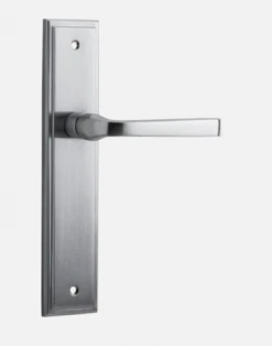 IVER DOOR LEVER ANNECY STEPPED BACKPLATE Door Handles & Levers 34 IVER DOOR LEVER ANNECY STEPPED BACKPLATE Door Handles & Levers