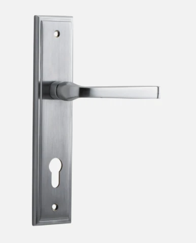 IVER DOOR LEVER ANNECY STEPPED BACKPLATE Door Handles & Levers 10 IVER DOOR LEVER ANNECY STEPPED BACKPLATE Door Handles & Levers