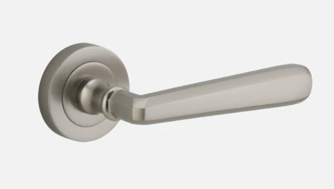 Door Handles & Levers IVER DOOR LEVER COPENHAGEN ROUND ROSE BACKPLATE 13 Door Handles & Levers IVER DOOR LEVER COPENHAGEN ROUND ROSE BACKPLATE