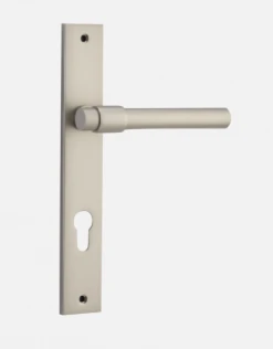 Door Handles & Levers IVER DOOR LEVER HELSINKI RECTANGULAR BACKPLATE 22 Door Handles & Levers IVER DOOR LEVER HELSINKI RECTANGULAR BACKPLATE