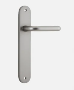 Door Handles & Levers IVER DOOR LEVER OSLO OVAL BACKPLATE 44 Door Handles & Levers IVER DOOR LEVER OSLO OVAL BACKPLATE